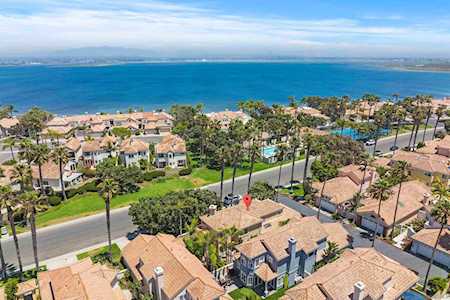 38 Mardi Gras Ct Coronado, CA 92118