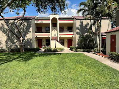 11565 NW 10th St #11565 Pembroke Pines, FL 33026