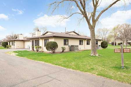 8704 N Maplebrook Circle Brooklyn Park, MN 55445