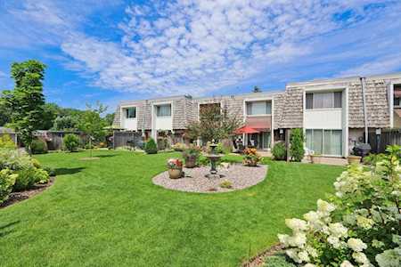 6034 Golden Valley Road Golden Valley, MN 55422