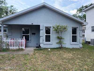 653 16th St Jacksonville, FL 32206