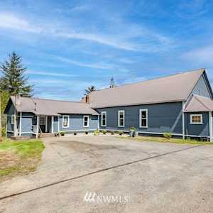 327 Elochoman Valley Rd Cathlamet, WA 98612