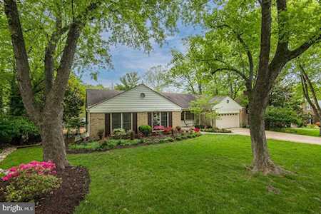 4016 Featherstone Place Alexandria, VA 22304