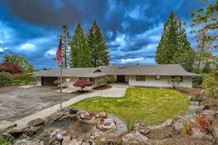 12075 206 Place SE Issaquah, WA 98027