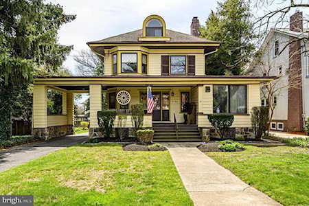 220 Maple Ave E Merchantville, NJ 08109