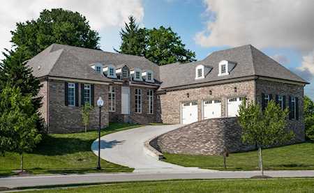 3705 Barrow Wood Ln Lexington, KY 40502