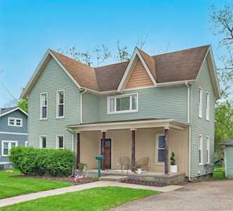 609 Washington St Brighton, MI 48116