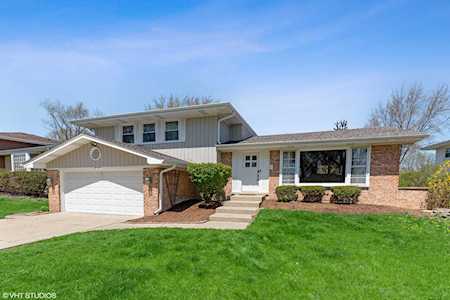 814 E Cherry Ln Arlington Heights, IL 60004