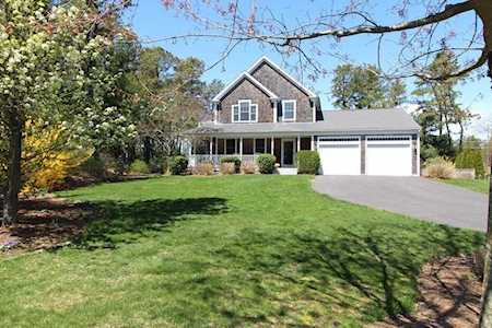 18 Red Pine Lane Wareham, MA 02571