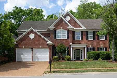 112 Wheaton Hall Ln Franklin, TN 37069