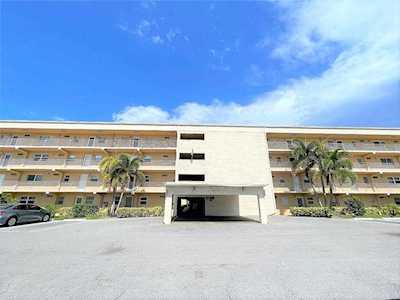 2600 NE 1st Ln #114 Boynton Beach, FL 33435