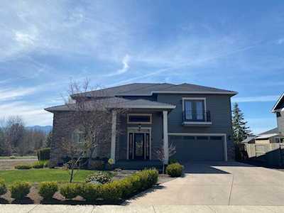 3644 Creek View Dr Medford, OR 97504