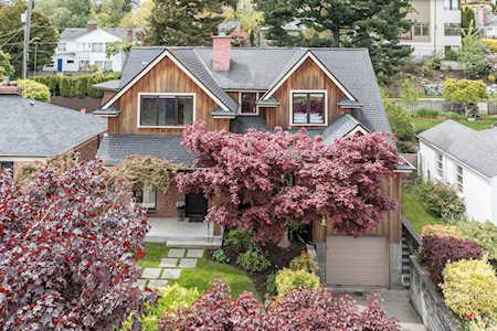 2417 35th Ave W Seattle, WA 98199