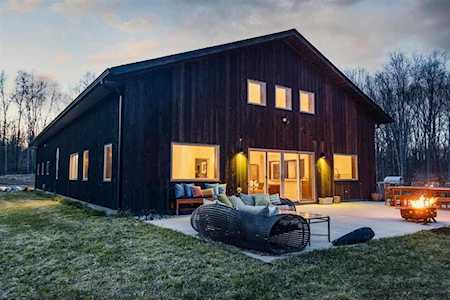 1239 Albany Post Rd Gardiner, NY 12525