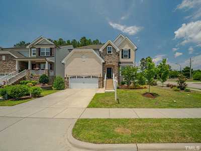 904 Lemster Lane Cary, NC 27519