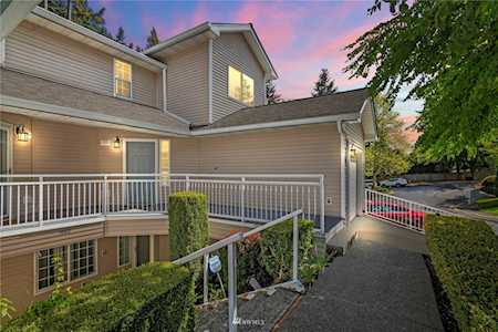 1966 S 368th Place Federal Way, WA 98003