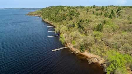 306 Cove Road Hudson, WI 54016
