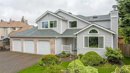 17430 Gravenstein Rd Bothell, WA 98012