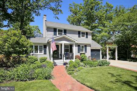 903 Eldon Dr Alexandria, VA 22302