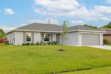 1733 SW Columbia Street Port Saint Lucie, FL 34987