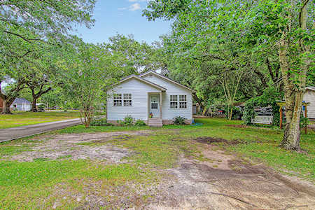 301 Horseshoe Rd Moncks Corner, SC 29461