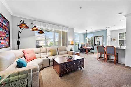 2422 Watermarke Place Irvine, CA 92612