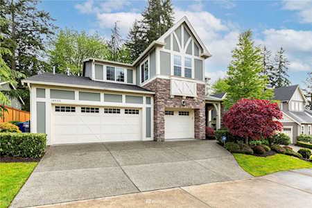 16525 SE 61st Place Bellevue, WA 98006