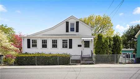 59 Carpenter St Cumberland, RI 02864