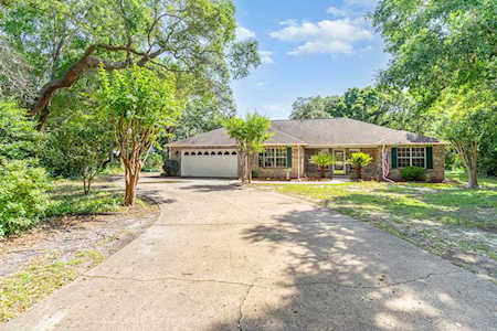 6903 Calle De Caballero Navarre, FL 32566