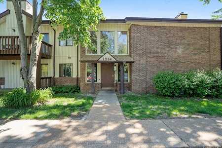 1514 Summer Run Florissant, MO 63033