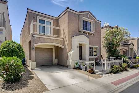10369 Baby Bud St Las Vegas, NV 89183
