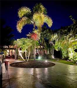 268 Island CIRCLE Sarasota, FL 34242