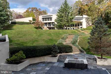 7200 Brookstone Ct Potomac, MD 20854