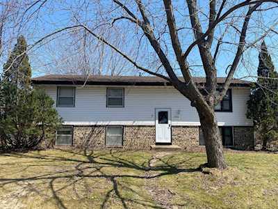 9700 Cottonwood Lane N Maple Grove, MN 55369