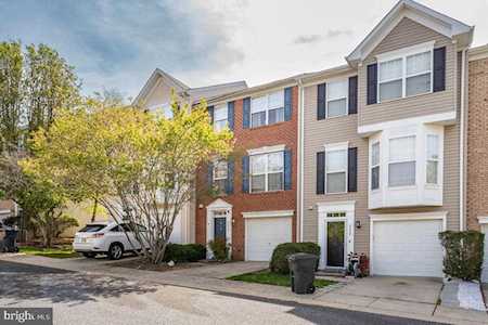 8429 Gauntlet Place White Plains, MD 20695