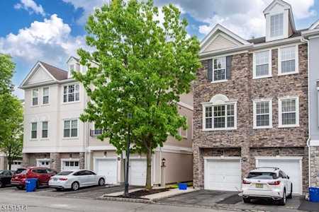 29 Barrister St Clifton City, NJ 07013