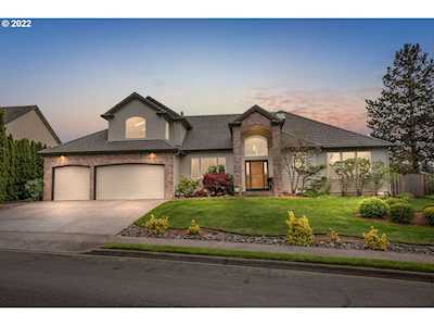 2524 NW 25th Ave Camas, WA 98607