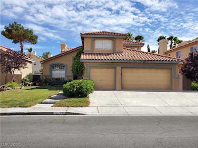 8277 Mount Nido Dr Las Vegas, NV 89147