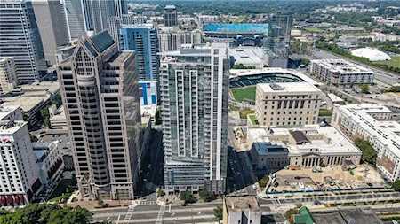 333 W Trade St Charlotte, NC 28202