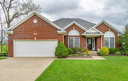 7817 Windgate Dr Louisville, KY 40291
