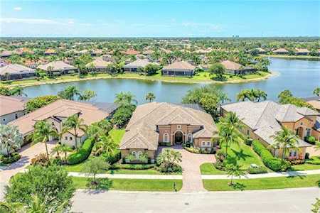 9023 Shenendoah Cir Naples, FL 34113