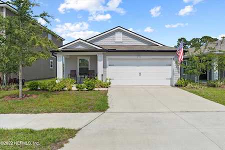 8298 Meadow Walk Ln Jacksonville, FL 32256