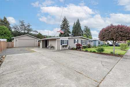 1620 11th Ave SE Puyallup, WA 98372