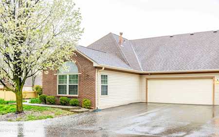 3103 Graystone Manor Pkwy Louisville, KY 40241