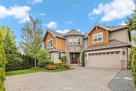 18407 36th Ave SE Bothell, WA 98012