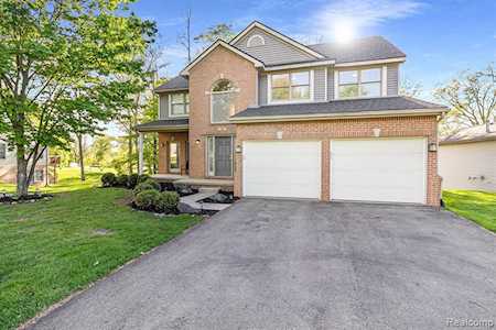 179 Lakeshore Pointe Dr Oceola Twp, MI 48843