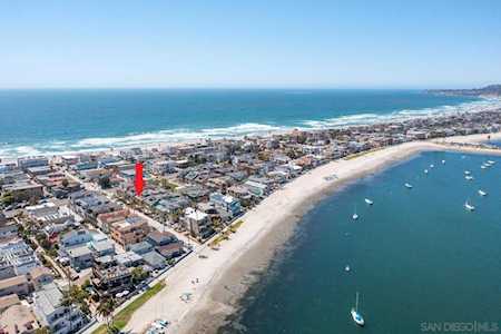 816 Santa Barbara Pl San Diego, CA 92109