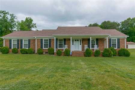 5501 Cedar Creek Drive Mcleansville, NC 27301
