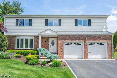 86 Rolling Hills Rd Clifton City, NJ 07013