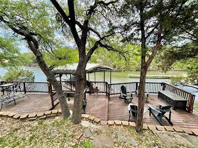 2313 Caroline Court Granbury, TX 76048